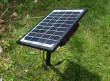 Zamontowany solar ładuje akumulatory pompy.